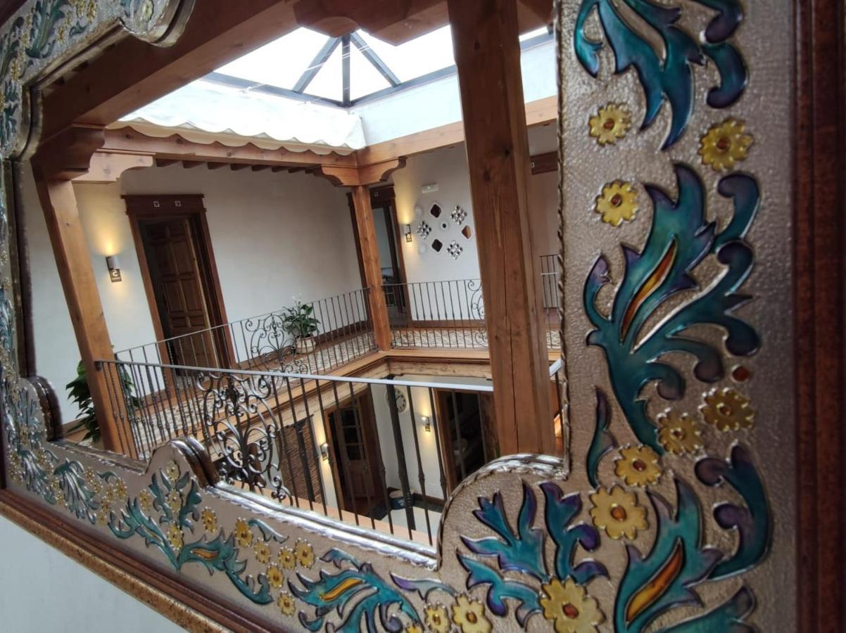 La Casa Del Medico Hosteria Rural Urda Εξωτερικό φωτογραφία